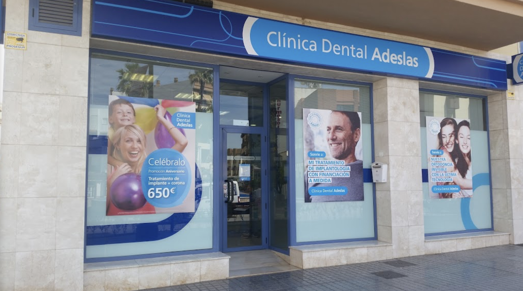 Clínica Dental en Vélez Málaga Adeslas